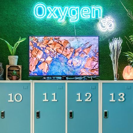 Oxygen Hostel Capsula Madrid Bagian luar foto