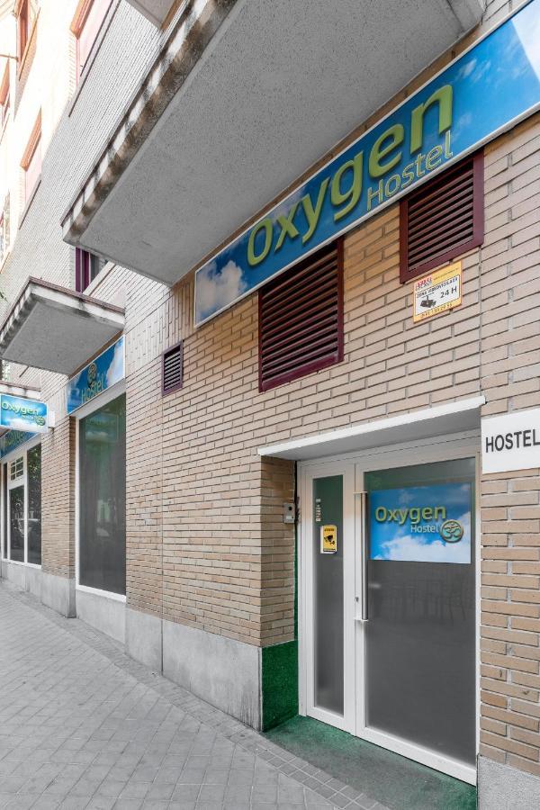 Oxygen Hostel Capsula Madrid Bagian luar foto