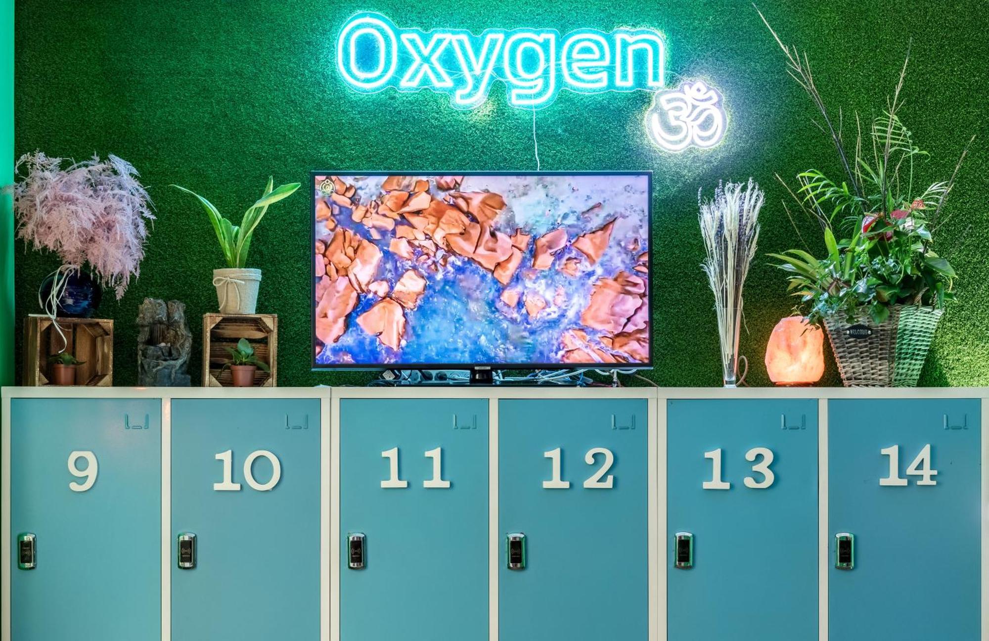 Oxygen Hostel Capsula Madrid Bagian luar foto