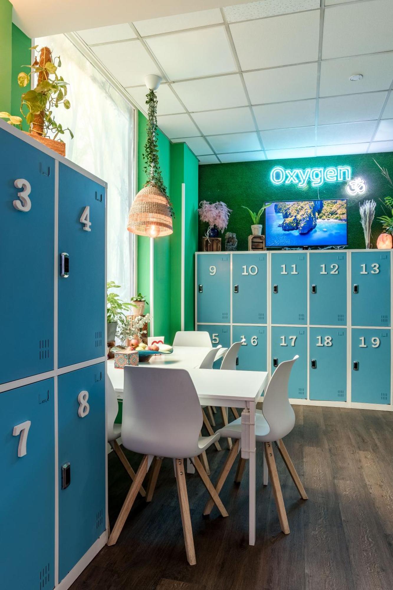 Oxygen Hostel Capsula Madrid Bagian luar foto